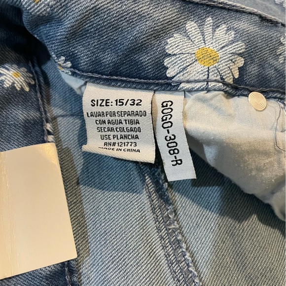 NWT GOGO Sunflower Jeans Two Tone Denim Relaxed Mom Fit Comfy Stretchy Soft 15 - Picture 5 of 12